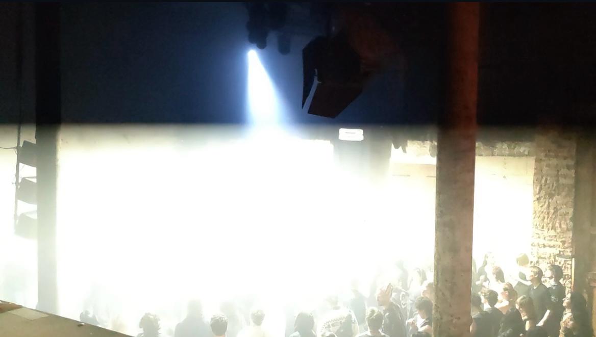 Massive Gain & Kontext 03